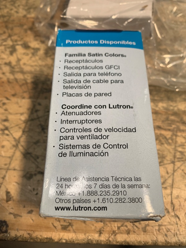Photo 1 of Lutron SCR-20-GFST-SW Claro Satin Colors 20-Amp Self-Testing Receptacle, Snow