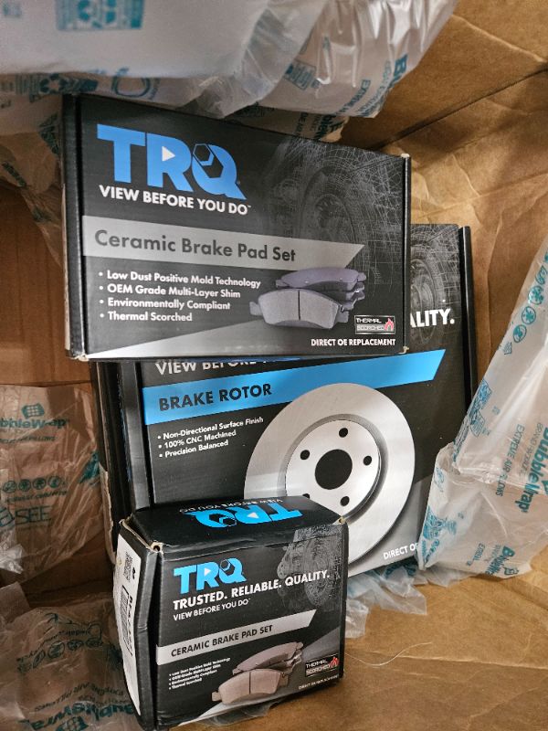 Photo 1 of TRQ Front and Rear Brake Pad & Rotor Kit Brake Pads Brake Rotor Ceramic Compatible with 2013-2017 Honda Accord