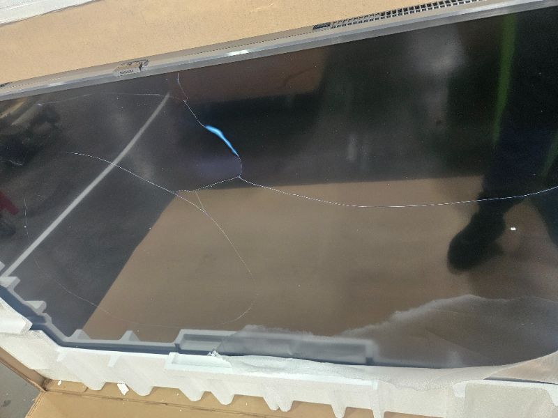 Photo 1 of ** BROKEN SCREEN ** SAMSUNG 75-Inch Class Crystal UHD 4K DU7200 Series HDR Smart TV w/Object Tracking Sound Lite