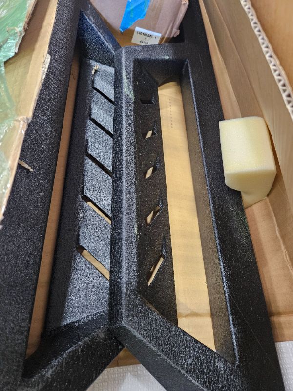 Photo 1 of Tyger Auto Trax Side Steps Compatible with 2019-2025 Chevy Silverado GMC Sierra 1500; 2020-2025 2500 3500HD | Crew Cab | TG-TX7C29758 | Textured Black Drop Step Rail Running Board