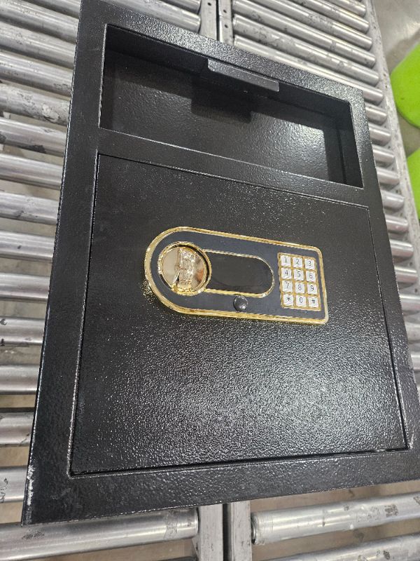 Photo 1 of ***MISSING KEY***

2.6 Cubic Fireproof Drop Safe for Business, Anti-Theft Drop Slot Safes for Money with Digital Combination Lock & Spare Keys, Cash Depository Safe with Drop Box for Home Retail Store Busines