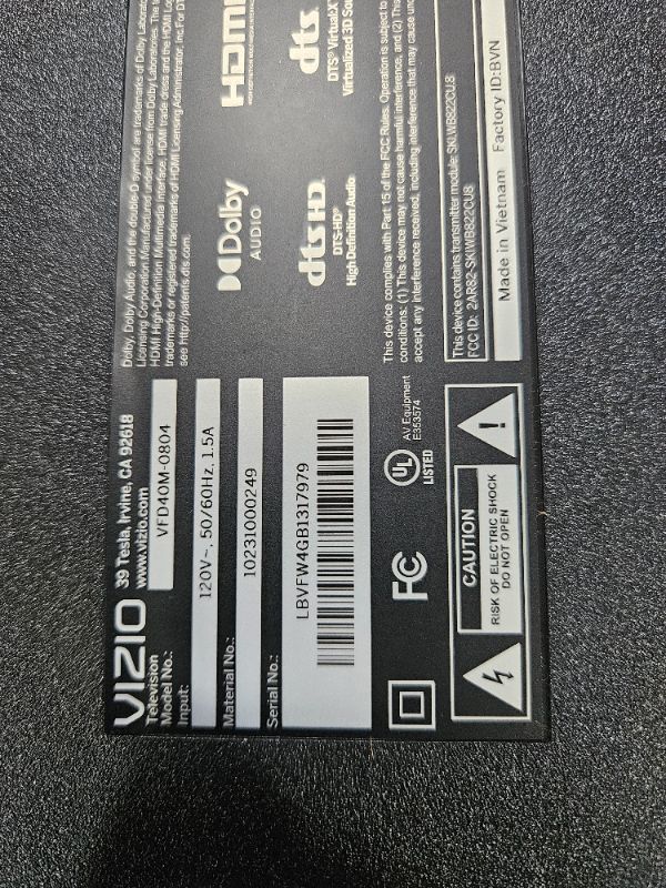 Photo 1 of ** Broken screen, final sale ** VIZIO 40-inch Full HD 1080p Smart TV with DTS Virtual: X, Alexa Compatibility, Google Cast Built-in, Bluetooth Headphone Capable, (VFD40M-08 )