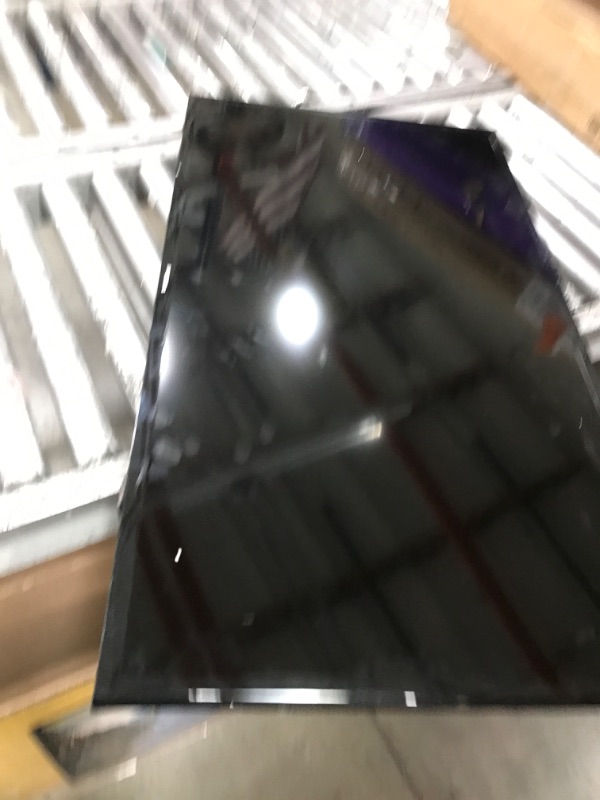 Photo 1 of ************NON-FUNCTIONAL, MISSING POWER CORD*******************

SAMSUNG 40-inch Class LED Smart FHD TV 1080P (UN40N5200AFXZA, 2019 Model)