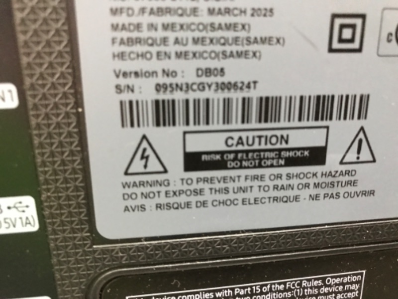 Photo 1 of ************NON-FUNCTIONAL, MISSING POWER CORD*******************

SAMSUNG 40-inch Class LED Smart FHD TV 1080P (UN40N5200AFXZA, 2019 Model)