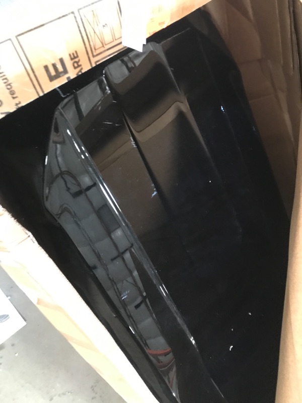 Photo 1 of ***CRACKED***Thule Motion 3 XL COVER 