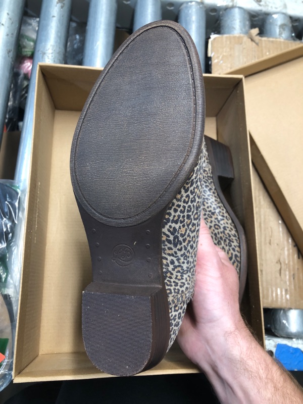 Photo 1 of (SIZE 9) (BAGGED) Lucky Brand womens Baley Ankle Boot, Eyelash, 9 US