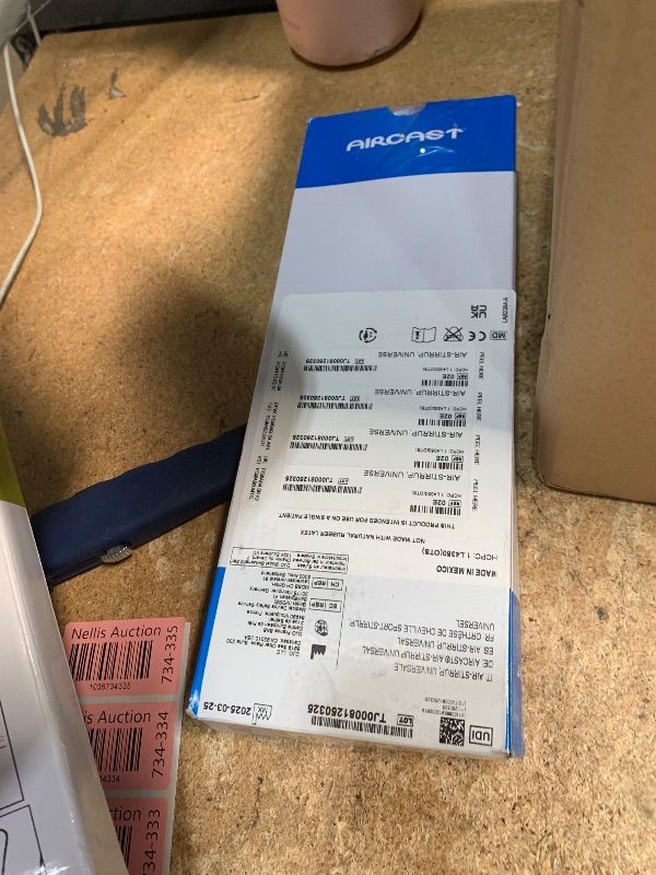 Photo 1 of Aircast AC141AB08 Air-Stirrup Universe Ankle Support Brace, One Size Fits Most