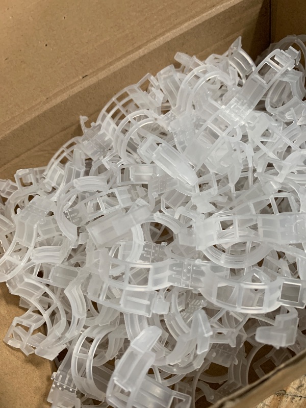 Photo 1 of  Plant Clips for Climbing Plants, Tomato Clips for Support, Plastic Garden Clips for Plants Grape Vine Vegetables Make Plant Grow Upright