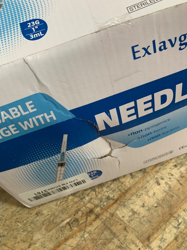 Photo 1 of 100 Pack Disposable 3ml/cc Lab Syringes with 23Ga 1 Inch Needle Luer Lock, Individually Sealed Packed