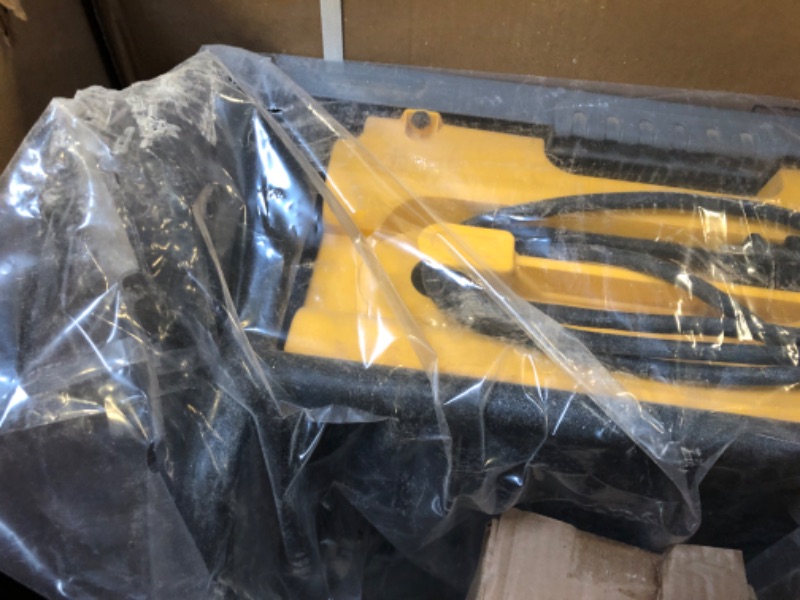 Photo 3 of **SOLD FOR PARTS**
DEWALT (DWE7491RS) 10-Inch Table Saw, 32-1/2-Inch Rip Capacity, Yellow/Black/Silver