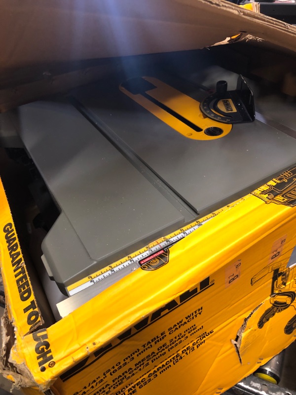 Photo 2 of DEWALT Table Saw for Jobsites, 8-1/4 Inch, 15 Amp (DWE7485)