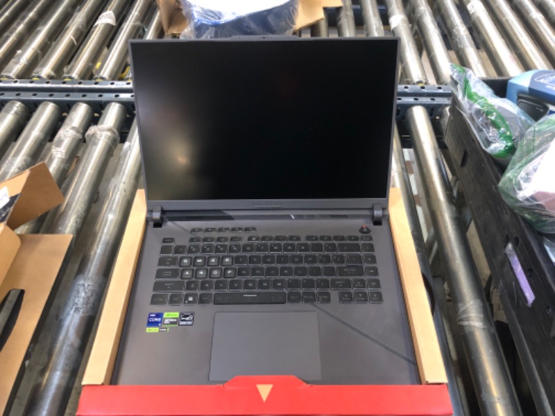 Photo 3 of ASUS ROG Strix G16 (2024) Gaming Laptop, 16” ROG Nebula Display 16:10 QHD 240Hz, NVIDIA® GeForce RTX™ 4070, Intel® Core™ i9-14900HX, 16GB DDR5-5600, 1TB PCIe Gen4 SSD, Wi-Fi 6E, Win 11, G614JIR-AS94