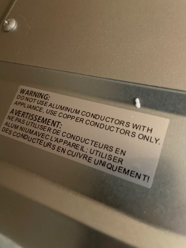 Photo 1 of Empava 24 Inch Electric Single Wall Oven 10 Cooking Functions Deluxe 360° ROTISSERIE with Sensitive Touch Control in Stainless Steel, SC02