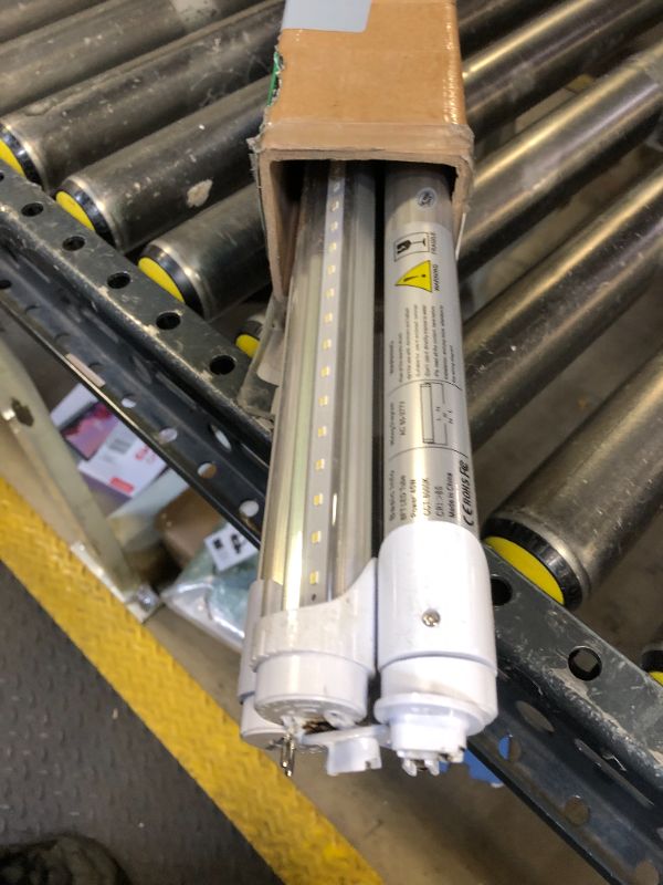 Photo 2 of R17D/HO 8FT LED Shop Bulb, Rotating Base LED Tube Light, 6000K Clear Lens, Dual-Ended Power Bulb Lights, non-dimmable, 2 Pin, BALLAST REMOVED, (Replacement for F96T12/CW/HO 110W Fluorescent Light)