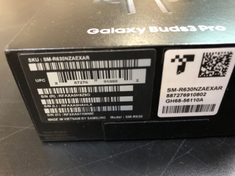 Photo 1 of SAMSUNG Galaxy Buds 3 Pro AI True Wireless Bluetooth Earbuds, Noise Cancelling, Sound Optimization, Real-Time Interpreter, Redesigned Comfort Fit, Silver [US Version, Amazon Exclusive 2Yr Warranty]