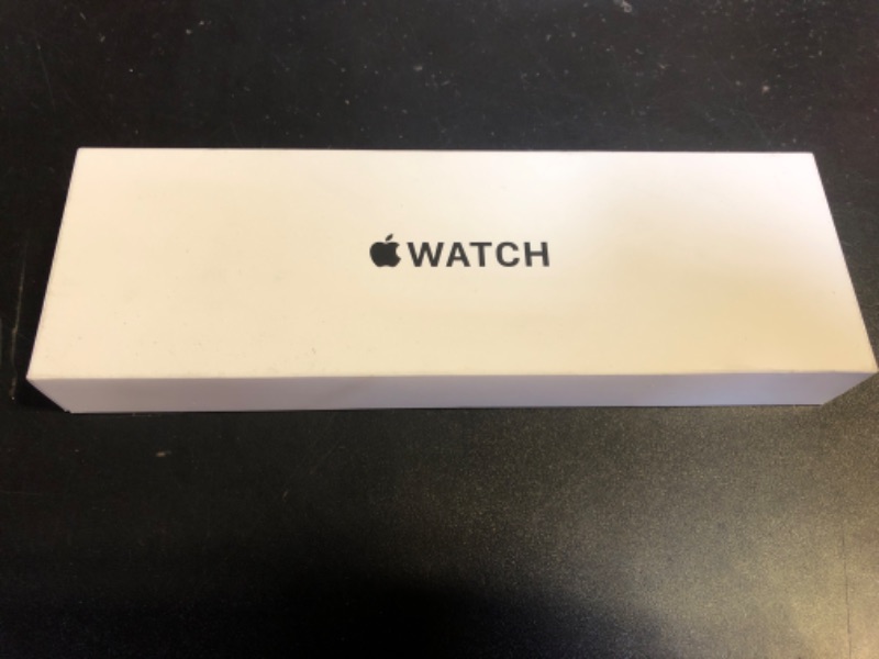 Photo 2 of Apple Watch SE (2nd Gen) [GPS 40mm] Smartwatch with Midnight Aluminium Case with Midnight Sport Band S/M. Fitness and Sleep Trackers, Crash Detection, Heart Rate Monitor, Retina Display