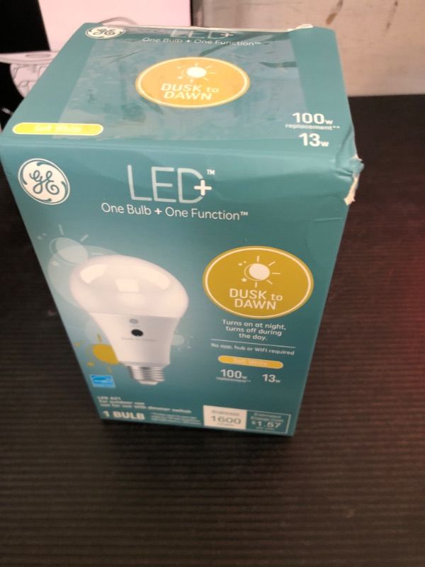 Photo 2 of General Electric LED+ Dusk to Dawn Soft White A21 (1-Pack)