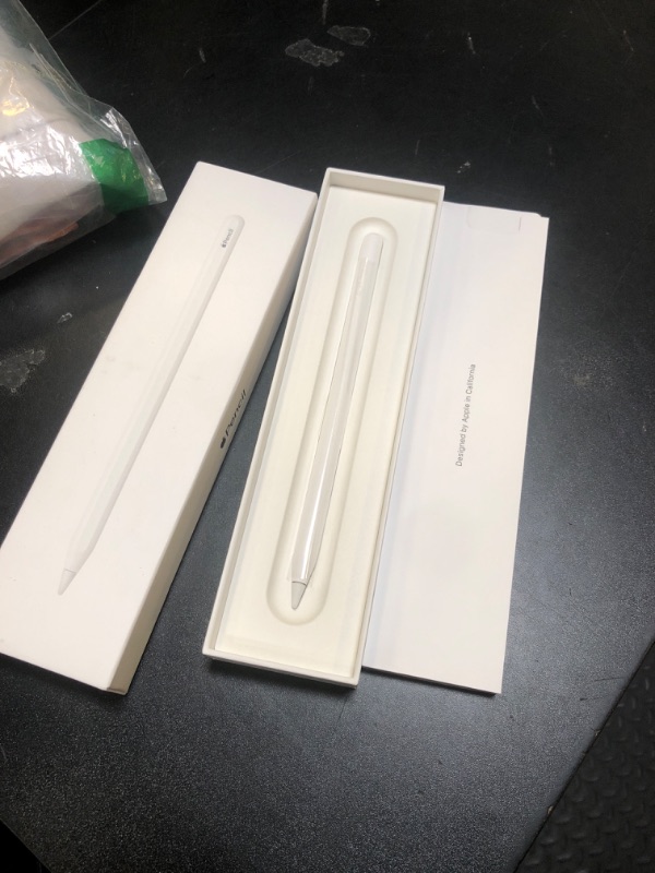 Photo 3 of Apple Pencil (2nd Generation)