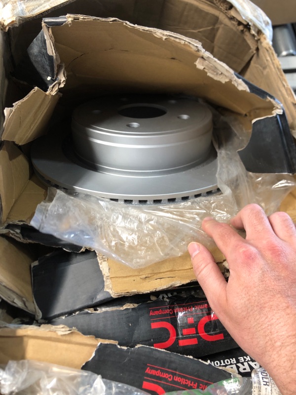 Photo 1 of (UNTESTED) (PARTIAL SET) R1 Concepts Front Rear Brakes and Rotors Kit |Front Rear Brake Pads| Brake Rotors and Pads| Ceramic Brake Pads and Rotors |Hardware Kit|fits 2007-2018 Jeep Wrangler, 2018 Jeep Wrangler JK