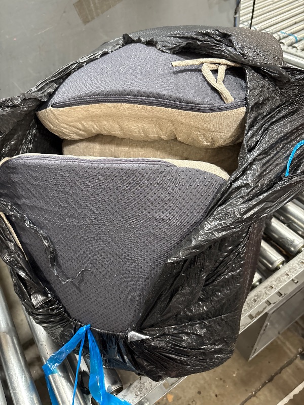 Photo 1 of ***(HEAVILY USED)***
***(STOCK PHOTO FOR REFERENCE ONLY/ COLOR AND SHAPE VARY/ COLOR: LIGHT BROWN)***
IASEAHK Chair Cushions, Foam Dining Chair Cushions, Tufted Indoor Chair Pads, Set of 4, Beige, 16.5” x 16.5” x 3.5”, Set of 6