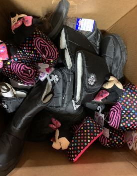 Photo 1 of ***FINAL SALE NONREFUNDABLE*** NELLIS VARIETY BOX: 20X20X24 SNOW SHOES, NORMAL SHOES MISC SIZES AND MISC BRANDS