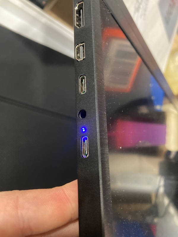 Photo 1 of Newsoul OLED Portable Monitor 16", 3K 2880x1800 120Hz 1ms Portable Gaming Display?500 Nits Brightness| 100000:1 Contrast| 100% DCI-P3| Ultra-Slim Travel Monitor for Laptop PC Phone Game Consoles