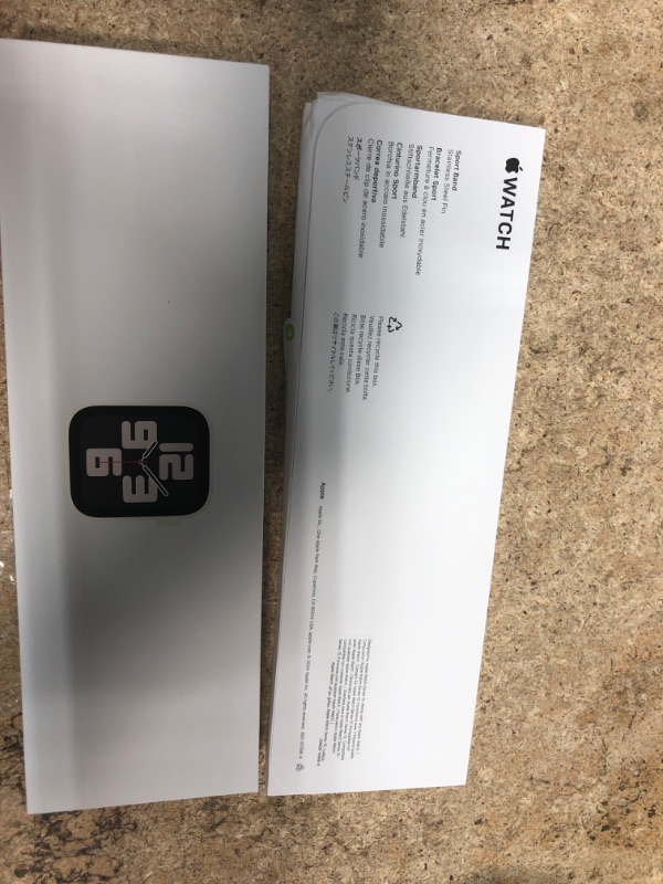 Photo 1 of Apple Watch SE (2nd Gen) [GPS 44mm] Smartwatch with Starlight Aluminium Case with Starlight Sport Band S/M. Fitness and Sleep Trackers, Crash Detection, Heart Rate Monitor, Retina Display**FACTORY SEALED WATCH BOX **