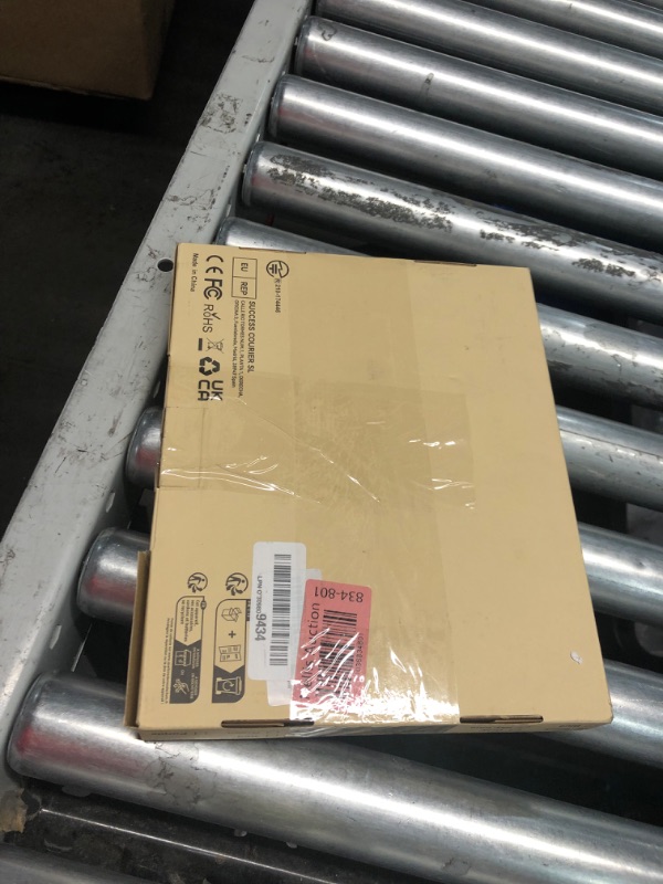 Photo 1 of ***USED - POWERS ON - UNABLE TO TEST FURTHER - SEE PICTURES***
CHESONA For iPad 10th Generation Case with Keyboard (10.9", 2022), 7 Color Backlight, Multi-Touch Trackpad, Flip Stand Case with Pencil Holder, 2 Bluetooth Channels for iPad 10th 10.9 inch 202