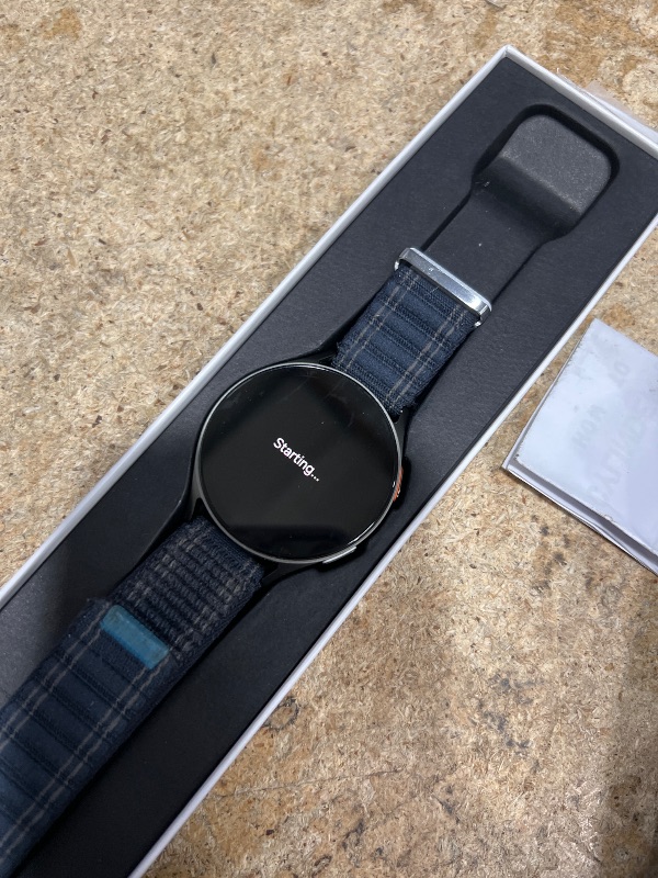 Photo 1 of SAMSUNG Galaxy Watch 7 Bespoke Edition 44mm Bluetooth AI Smartwatch w/Energy Score, Wellness Tips, Heart Rate, Sleep, Fitness Tracker, Navy Fabric Brand, Green, US Version, 1Yr Manufacturer Warranty