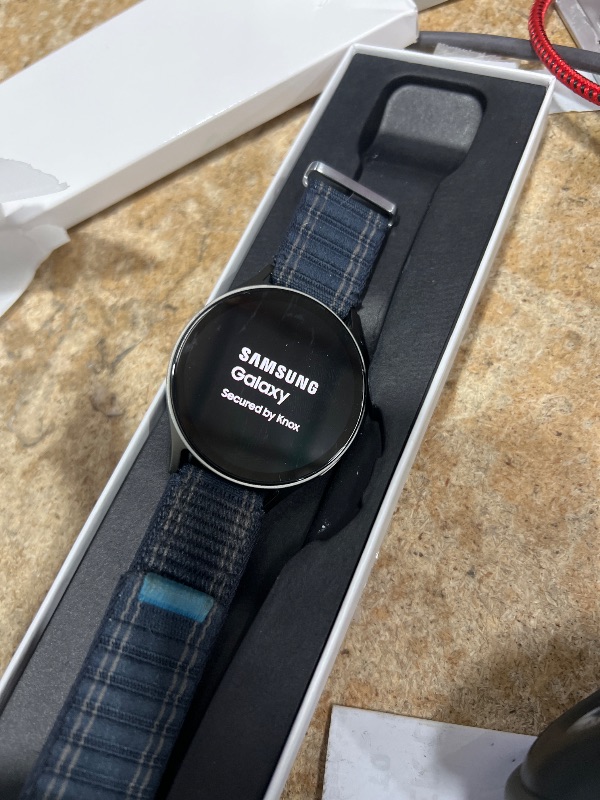 Photo 1 of SAMSUNG Galaxy Watch 7 Bespoke Edition 44mm Bluetooth AI Smartwatch w/Energy Score, Wellness Tips, Heart Rate, Sleep, Fitness Tracker, Navy Fabric Brand, Green, US Version, 1Yr Manufacturer Warranty