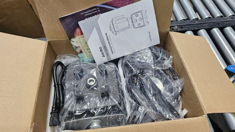 Photo 1 of Aeitto Blenders for Kitchen with 1800W Motor, 68Oz. Large Capacity, 2-in-1 Blender & Grinder Combo, BPA-Free Countertop Professional Blender for Smoothies, Ice Crush, Frozen Drinks, Silver