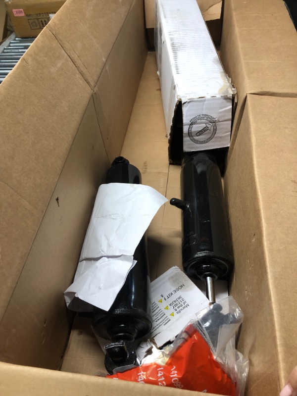 Photo 1 of Gabriel 49231 HiJackers Rear Adjustable Air Shock Absorbers Fits Chevrolet Tahoe, Express, C1500, C2500, 1500, 2500, 3500, K1500, K2500; GMC Savana, Yukon; Cadillac Escalade (1 Pair)
