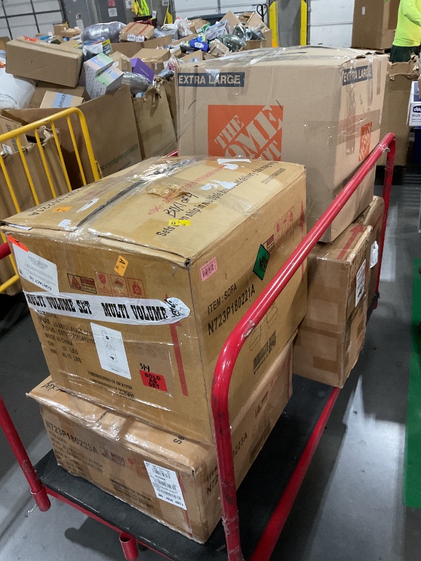 Photo 1 of ***NONREFUNDABLE, PARTIAL SET**TRUCK PICKUP*4 SEPERATE BOXES*Merax 86.5" Sectional Sofa with Storage Pockets & Removable Ottomans, Cream 5 Seat U Shaped Sleeper Cloud Couch Set, Convertible L-Shaped Upholstered SofaBed for Living Room and Apartment, White