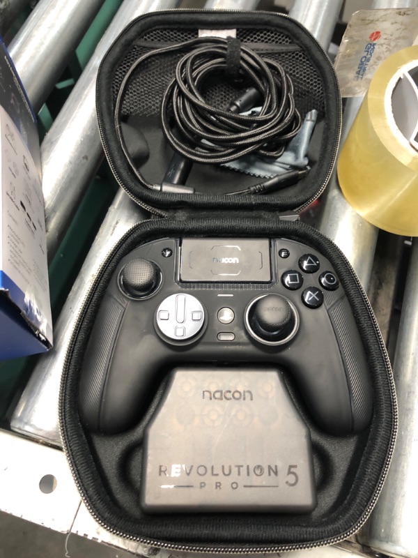 Photo 1 of Revolution 5 Pro Wireless Controller for PS5, PS4 and PC