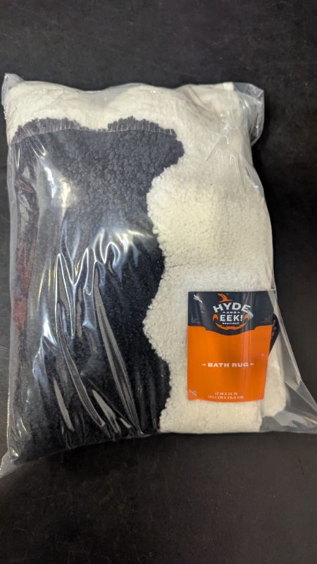 Photo 1 of 2 Item Seasonal & Party Supplies Bundle |15.2 fl oz Stoneware Figural Pumpkin Mug White + Bat Bath Rug Cream
