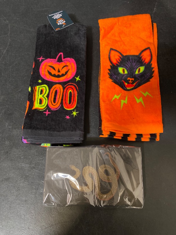Photo 1 of 3 Item Seasonal & Party Supplies Bundle |4 Kitchen Towels, 20 CT. Napkins