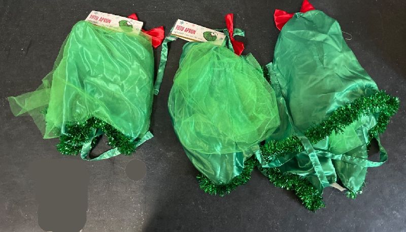 Photo 1 of Bundle pack of 3 -  One Size Fits most - TUTU apron