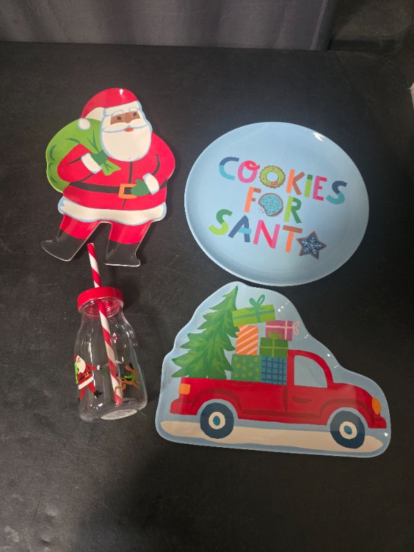 Photo 1 of 4 pack Christmas Plates & Milk Tumbler
