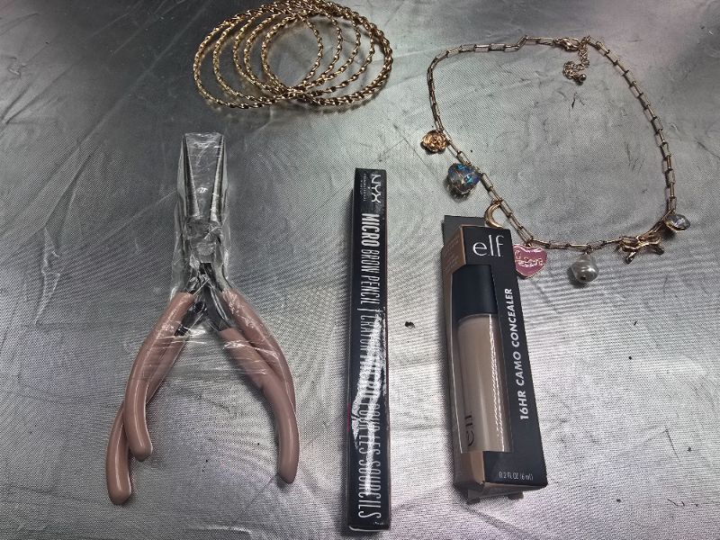 Photo 1 of 5 pc Miscellaneous Items 