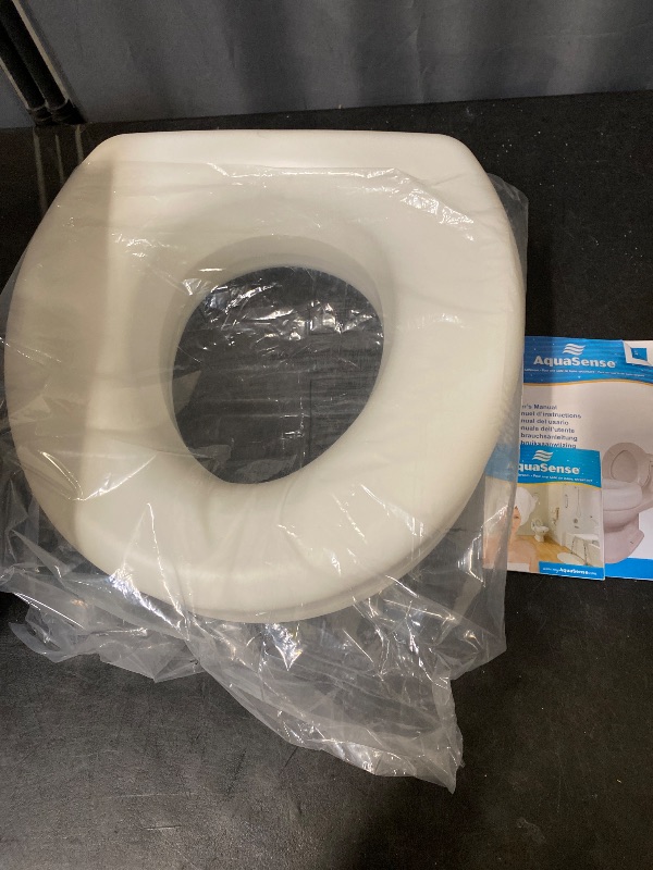 Photo 1 of 770-610 4 Inch Portable Raised Toilet Seat Riser, Elevated Toilet Seat for Seniors