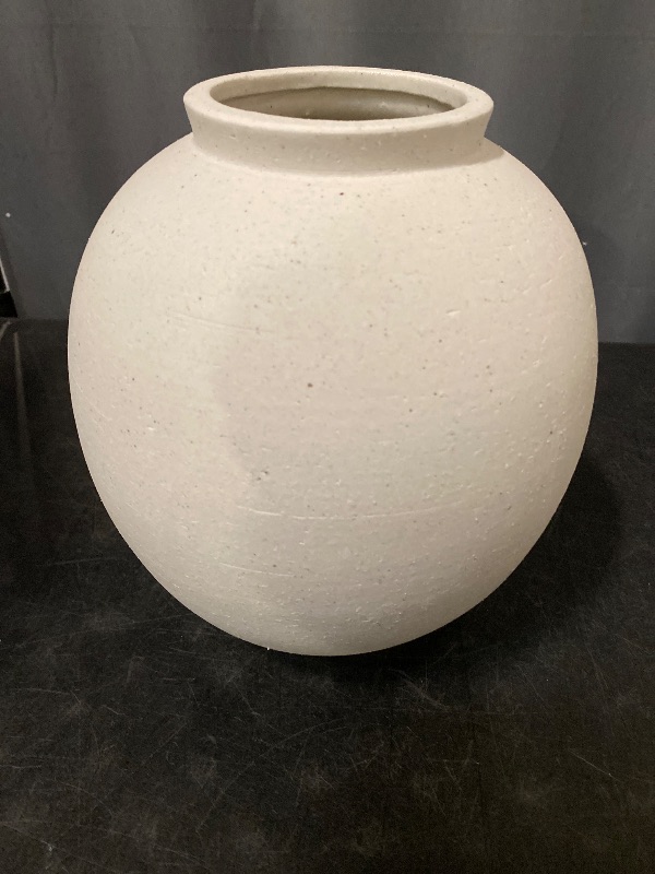 Photo 1 of White Ceramic Large Vase, Round Modern Ceramic Vases,Tall Vase for Decor Living Room Table Decor and Festive Home Interiors (9.84inch)