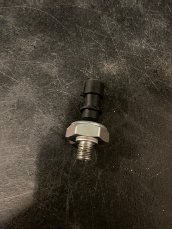 Photo 1 of Fit for Sea Doo 4-TEC Engine Oil Pressure Sensor Switch for Challenger SeaDoo 4-TEC RXT-X GTX GTR GTI RXP 420856533 420856532