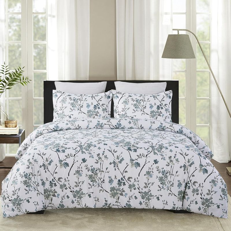 Photo 1 of  Soft Microfiber Floral Duvet Cover King Size, Blue Chic Botanical Print Pattern, Lightweight and Breathable Design, 3-Piece Set (1 Duvet Cover 2 Pillow Shams)
