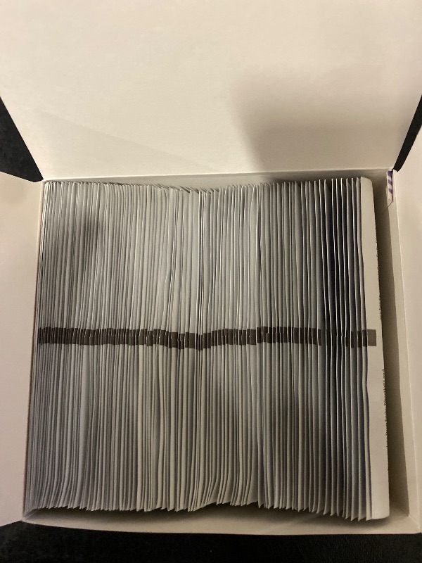 Photo 1 of Cardinal Health MW-APL Individually Packaged 70% Isopropyl Alcohol Prep Pad - 9 x 4.5 cm - Non-Woven Pad - Topical Antiseptic - Prepare Skin for Injections - 2 Ply - Large - 1 Box of 200 Each