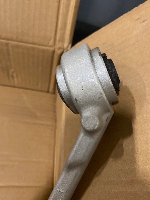 Photo 1 of 2Pcs K621665 K621666 Front Right Left Upper Control Arm for Lincoln 2000-2006 LS, for Ford 2002-2005 Thunderbird, for Jaguar 00-2003 Jaguar S-Type, 05-09 Super V8, 04-09 Vanden plas/ XJ8/ XJR