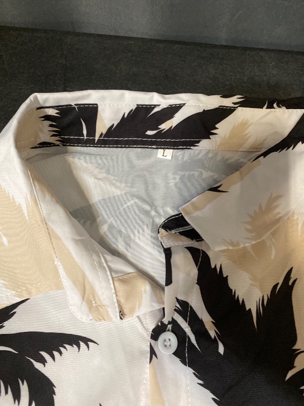 Photo 1 of Large Mens Large YTD Men's Tropical Print Short Sleeve Button Down Hawaiian Shirt