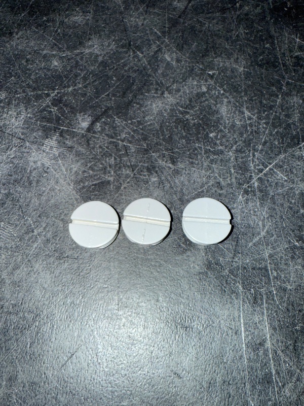 Photo 1 of 1/2" WEATHERPROOF PLUG PK4 3 Pack