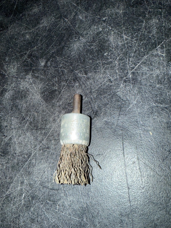 Photo 1 of 3/4" Diameter End Brush