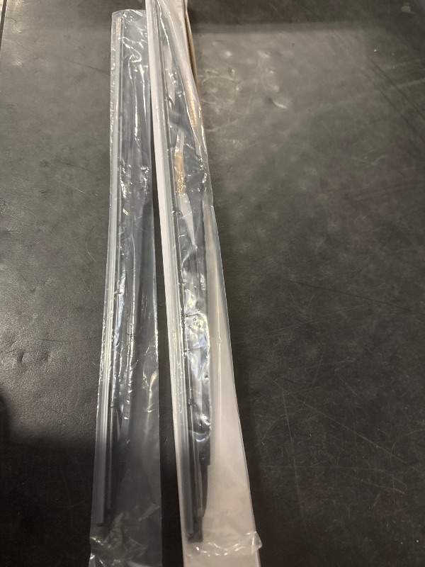 Photo 1 of Renew 28 Inch Wiper Blade Pair for RV or Motorhome with Large 12mm J Hook RW28HKF
