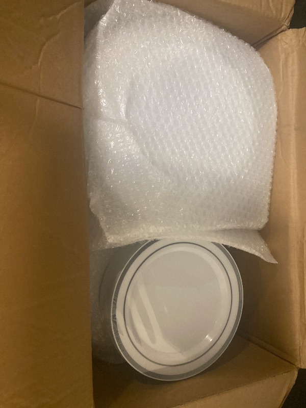 Photo 1 of AOZITA 200Pcs Silver Plastic Plates, Disposable Plastic Party Plates for Party, Wedding and Birthday